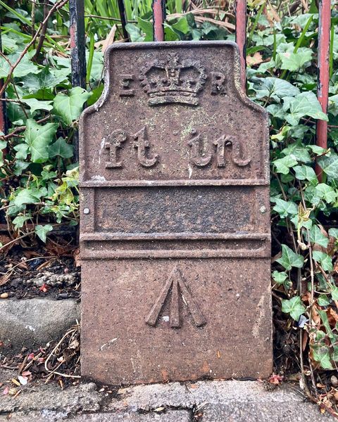 Telegraph cable marker post at 51 Brunswick Road, Gloucester by Adieu to old England 