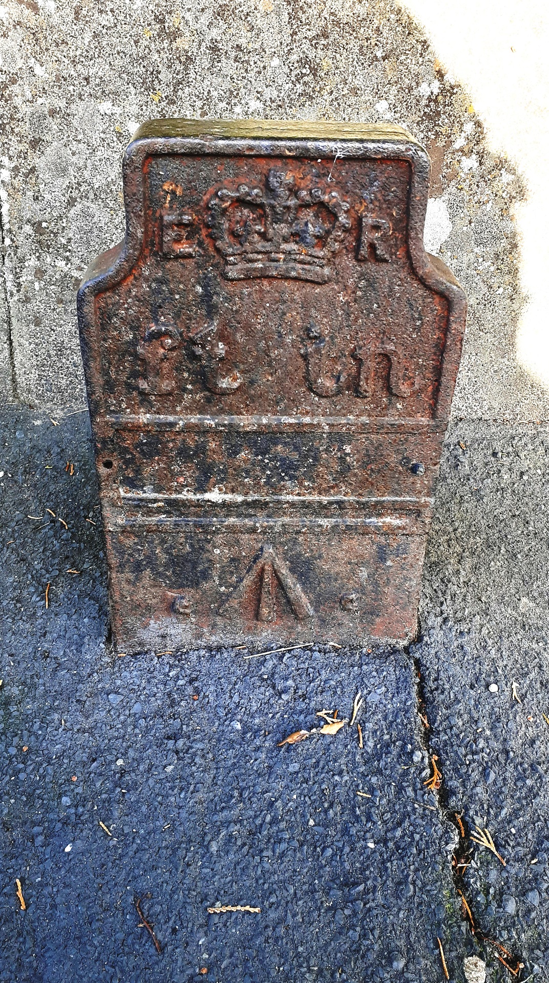 Telegraph cable marker post at 393 London Road, Carleton, Cumbria by Roger Templeman 
