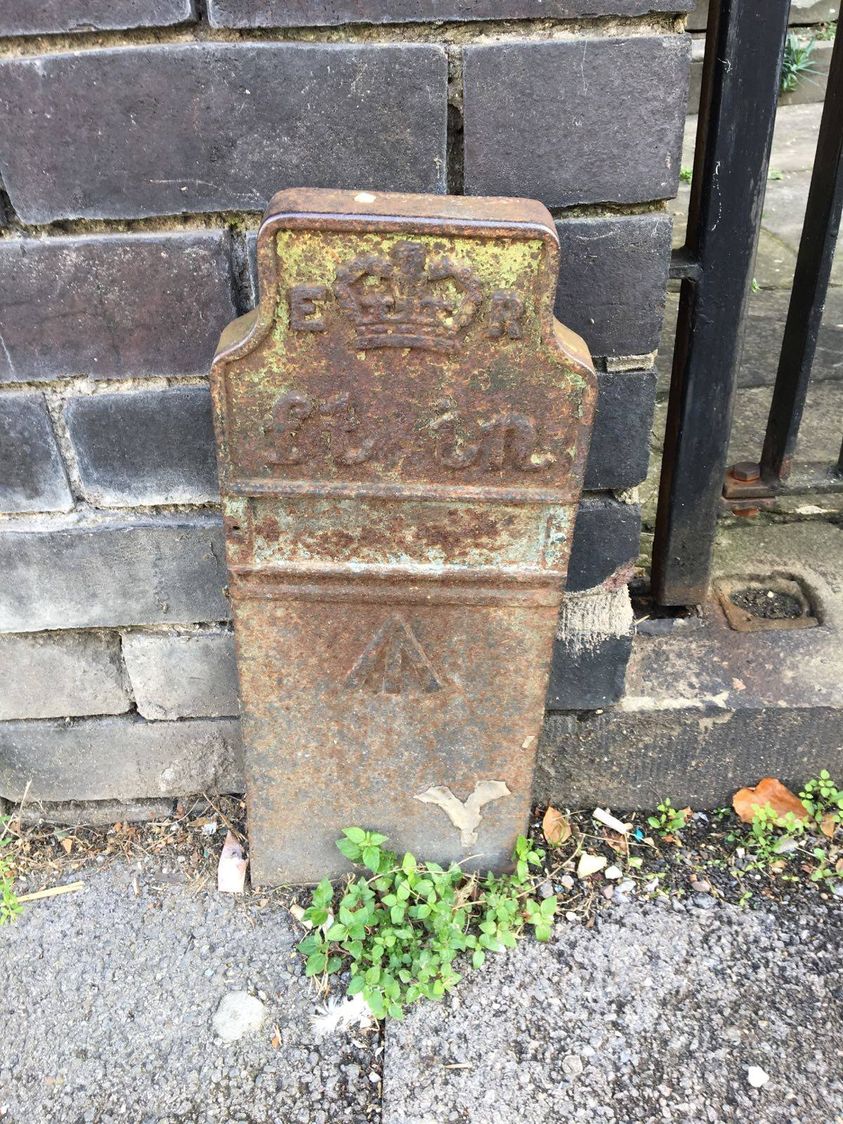 Telegraph cable marker post at 127 Bristol Road, Gloucester by Kirstie Hackett 