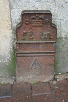 Telegraph cable marker post at 45 Angel Place, Worcester by Tasa 