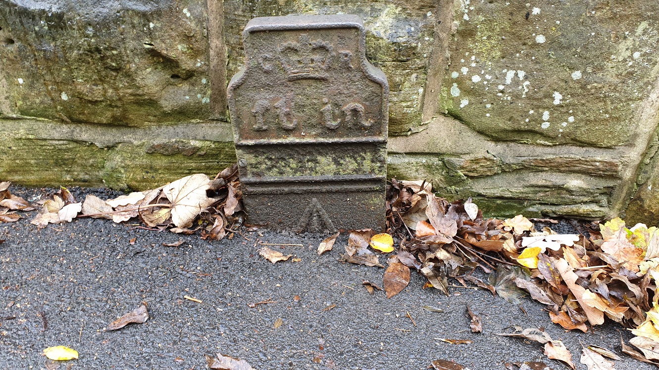 Telegraph cable marker post at 4 White Lane, Chapeltown, Sheffield by Ian Dickinson 