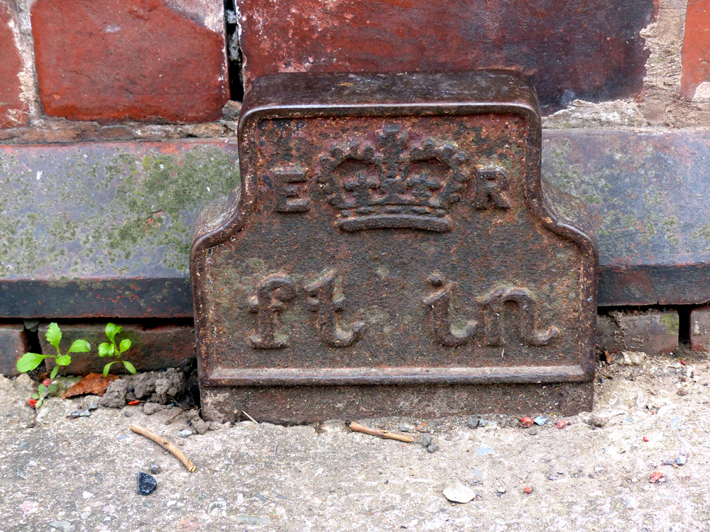 Telegraph cable marker post at Barbourne Road / Shrubbery Avenue, Worcester by Norman Caesar 