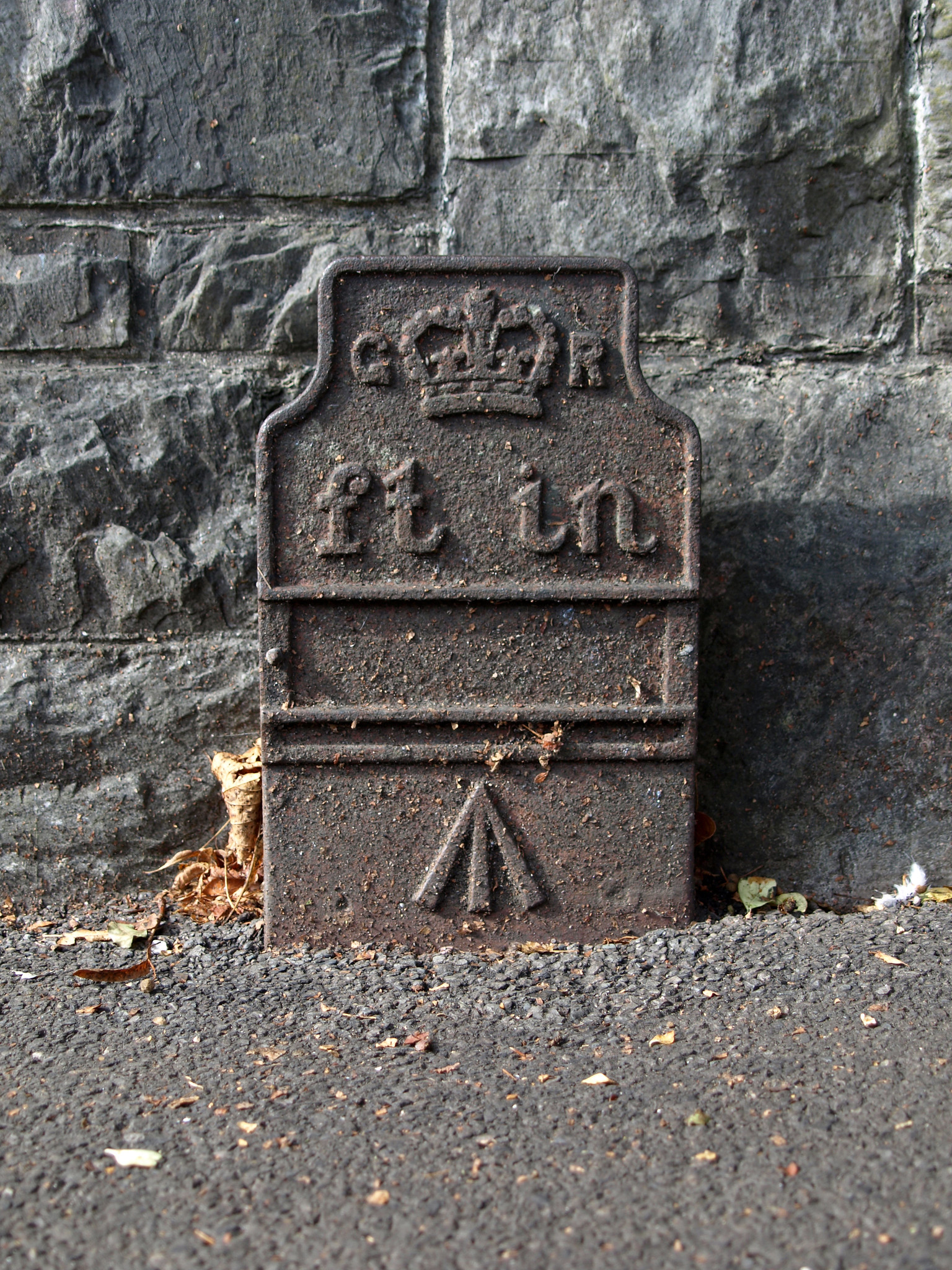Telegraph cable marker post at Mannamead Road, nr. Thornhill Road, Plymouth by Chris Williamson 