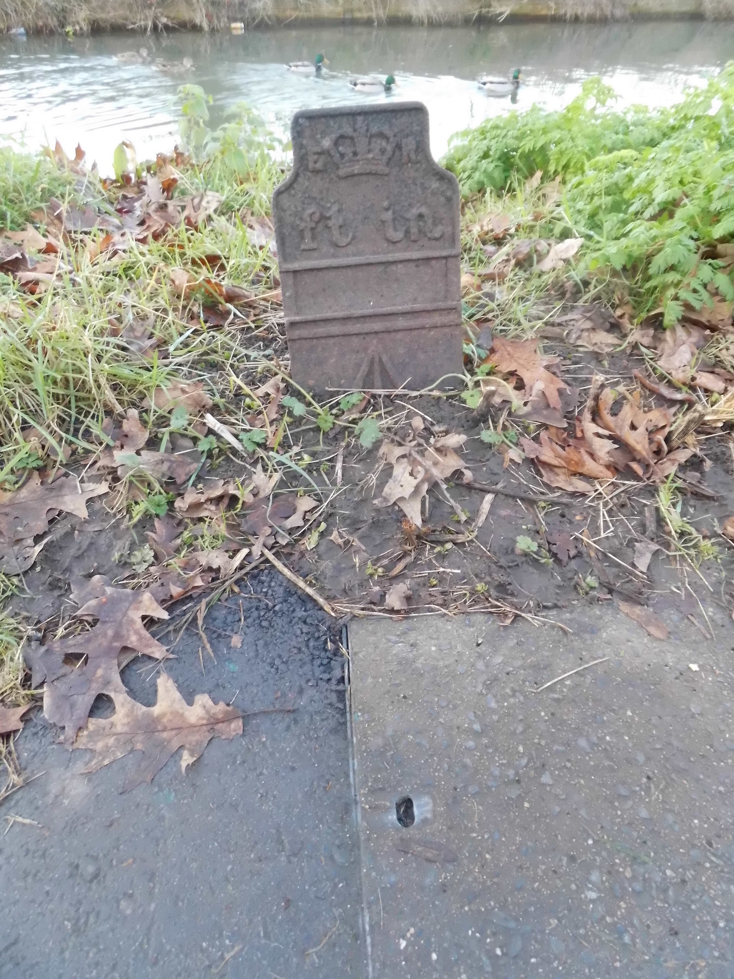 Telegraph cable marker post at New River path, nr. Mill Lane, Broxbourne, Herts by Derek Pattenson 