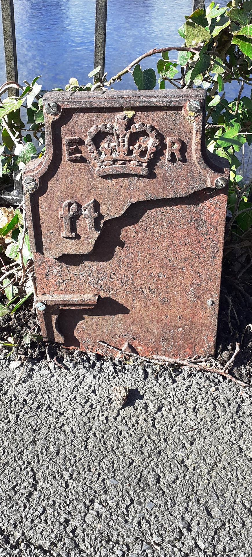 Telegraph cable marker post at opp. 62 Aynam Road, Kendal by Roger Templeman 