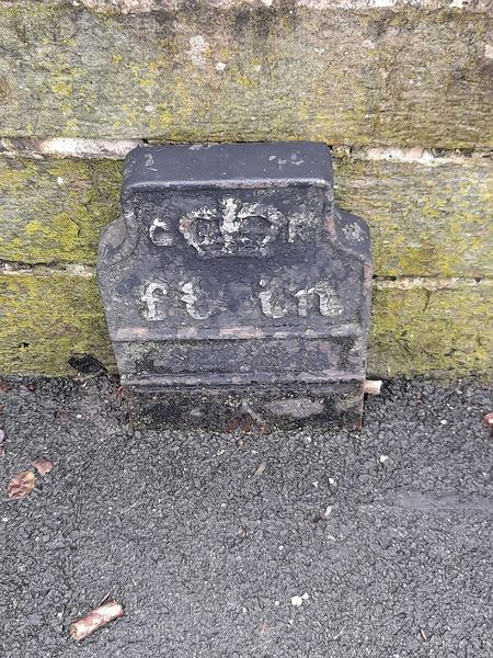 Telegraph cable marker post at 207 Meadowhead, Norton, Sheffield by Calvin72 