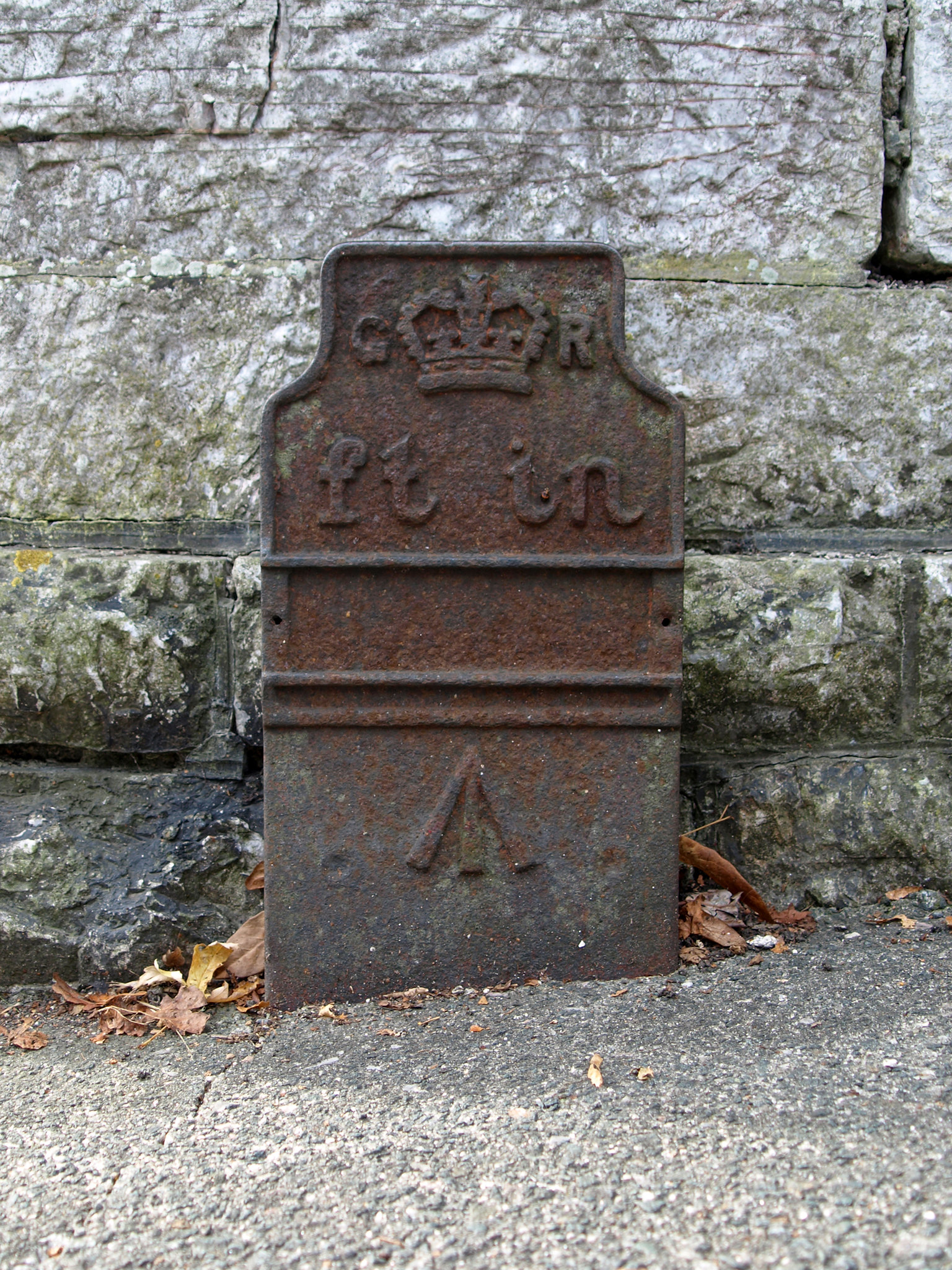Telegraph cable marker post at 109 Mannamead Road, Plymouth by Chris Williamson 