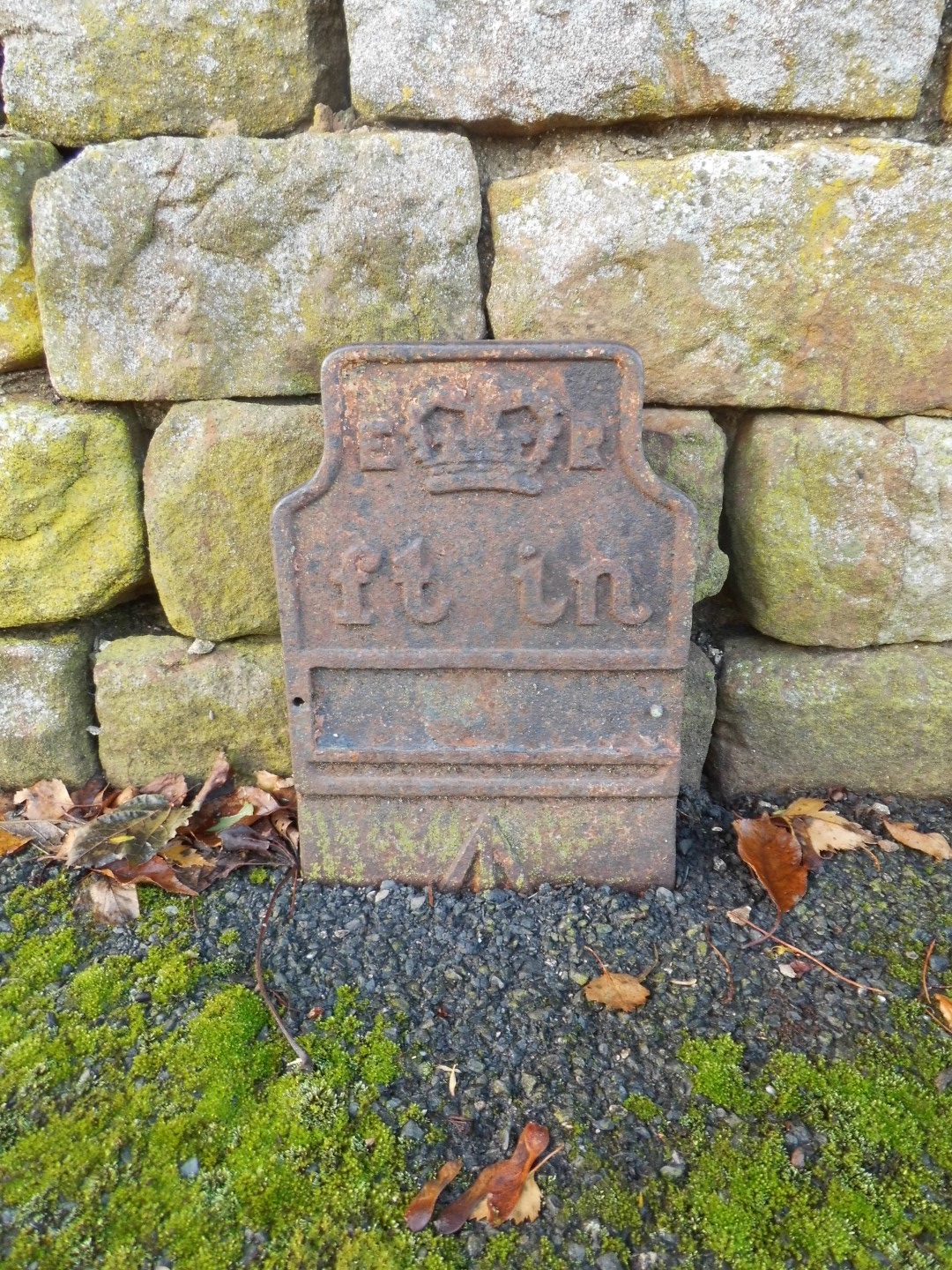 Telegraph cable marker post at Entrance to Turnpike Fold, old Slyne Road, Lancaster by Derek Pattenson 
