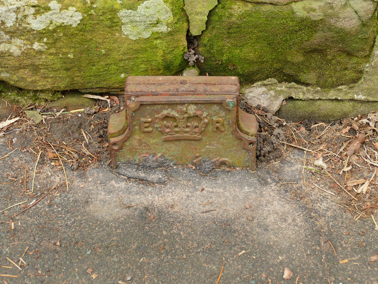 Telegraph cable marker post at opp. 144 Garstang Road, Catterall, Preston by Christopher Leather 