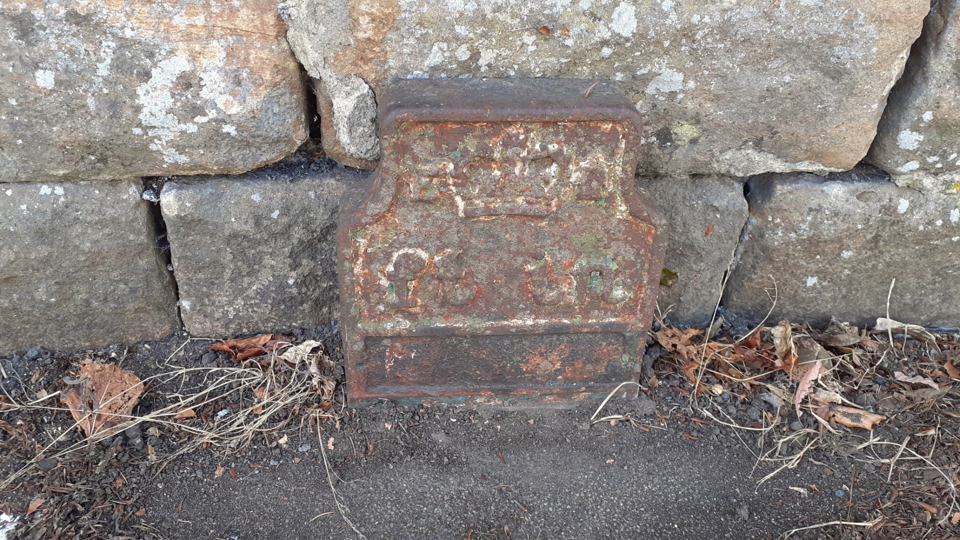 Telegraph cable marker post at 62 Scotforth Road, Lancaster by Roger Templeman 