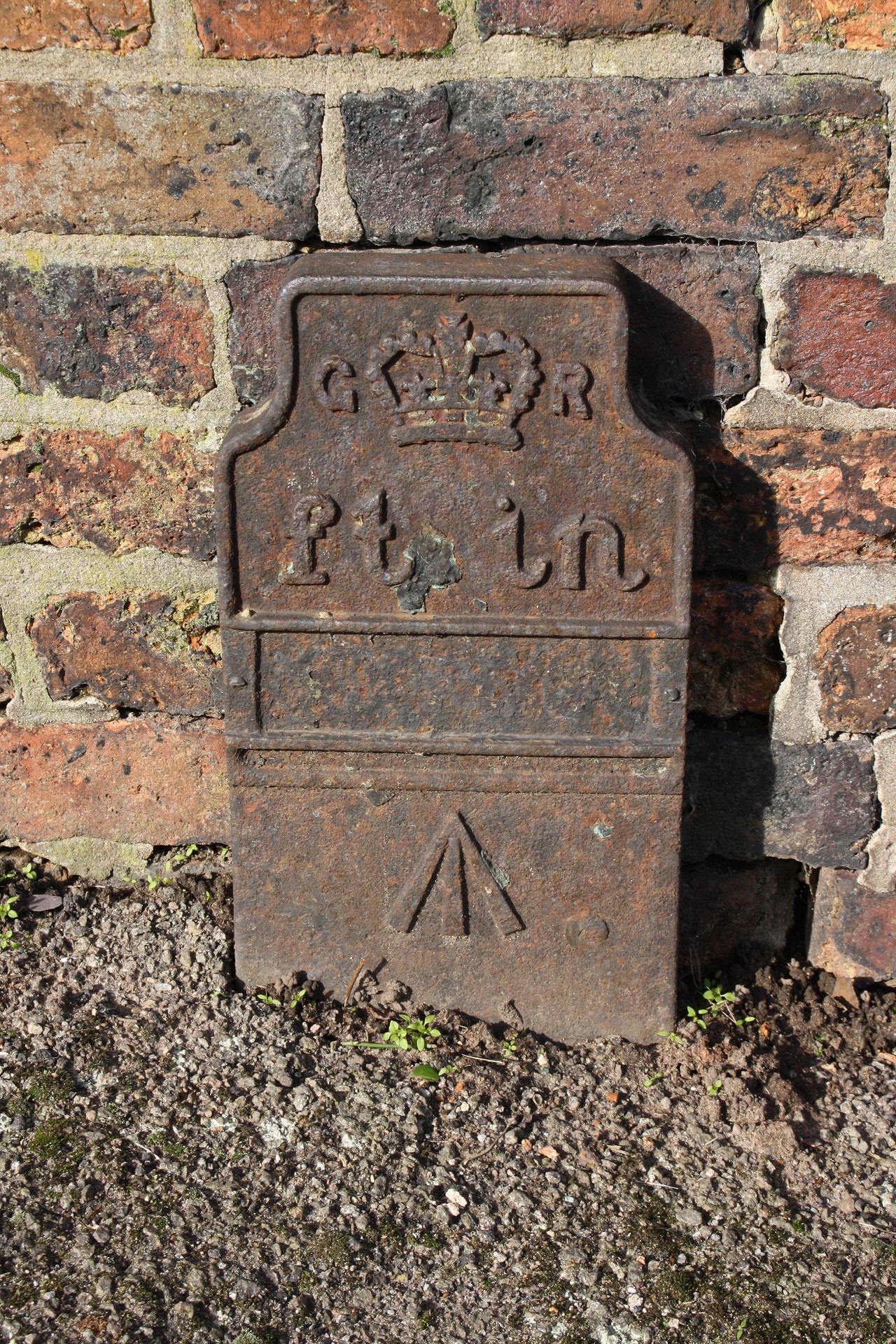 Telegraph cable marker post at Drapers Fields Bridge, jnc. Leicester Row, Coventry by Roger Templeman 