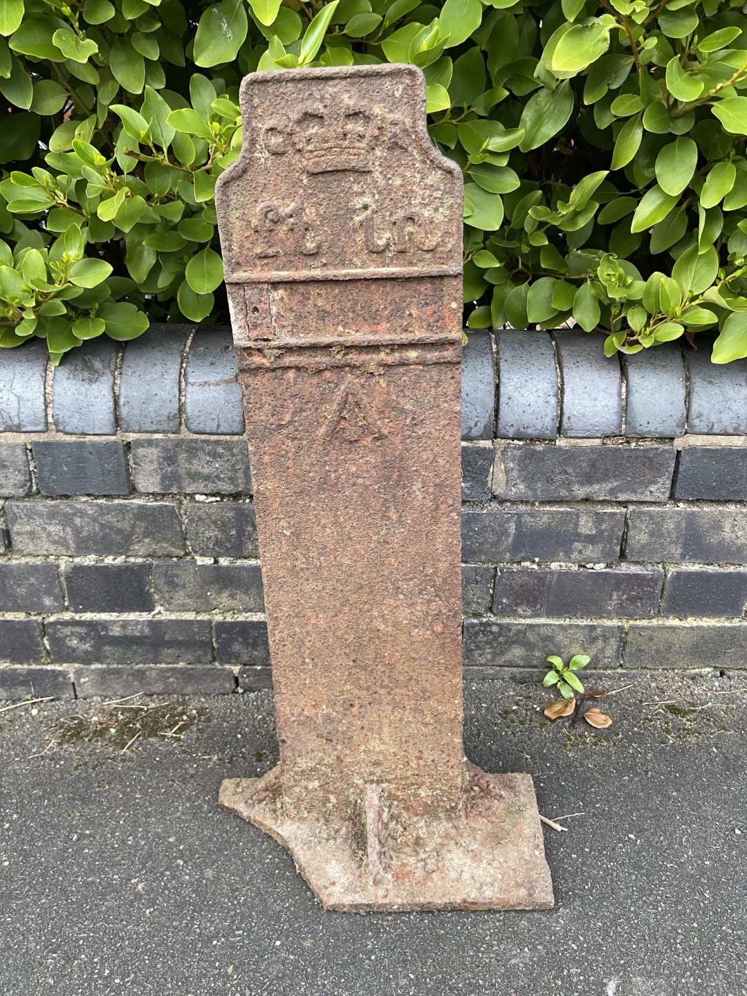 Telegraph cable marker post at Barnsley by IndustrialTour.co 