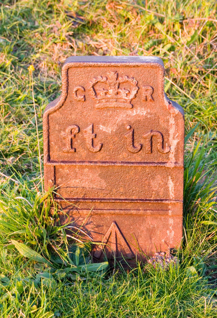Telegraph cable marker post at Reigate Hill Path, Reigate, Surrey by Ian Capper 