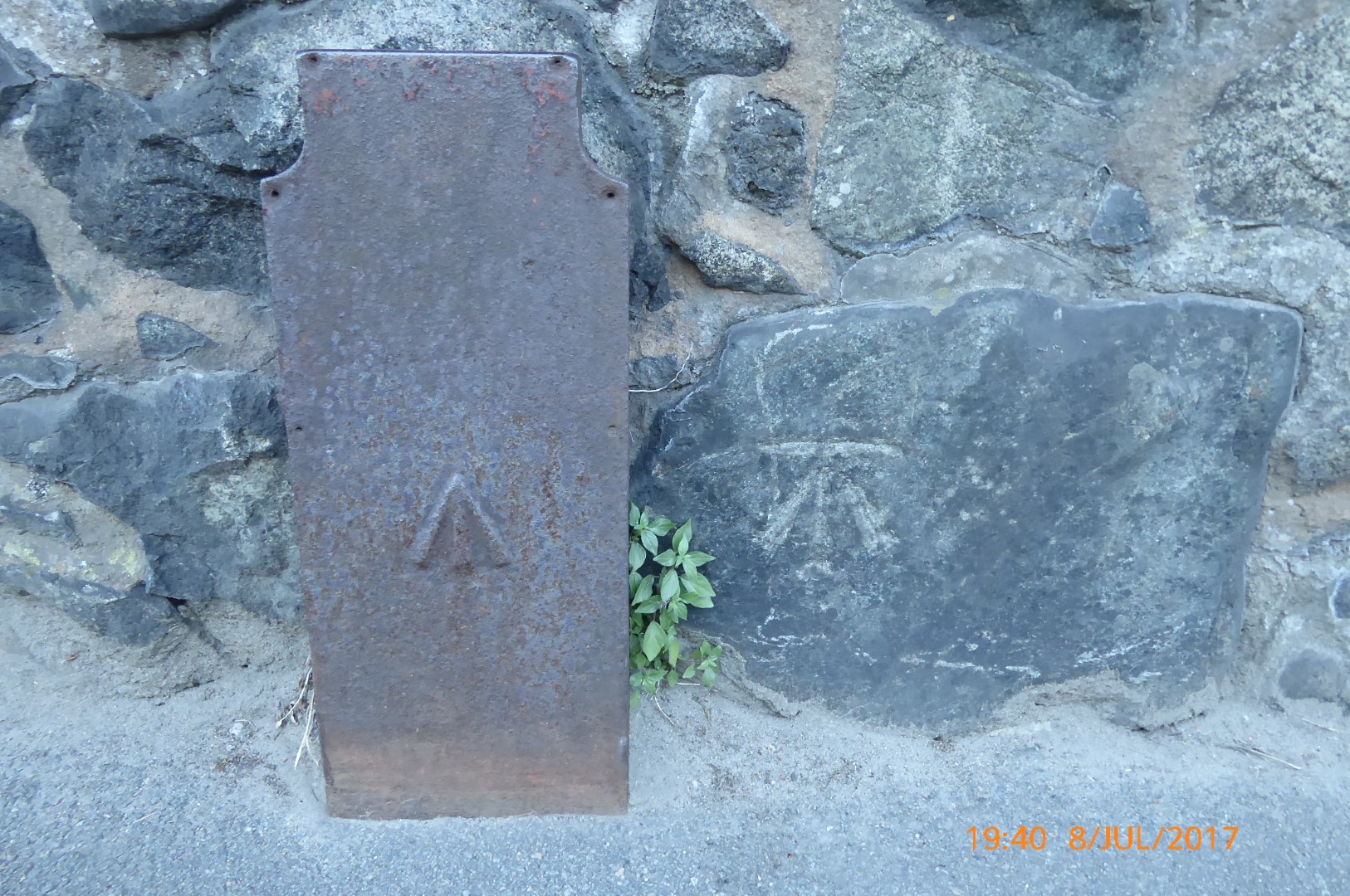 Telegraph cable marker post at E. side of Glategny Esplanade, St Peter Port, Guernsey by Jon Glew 