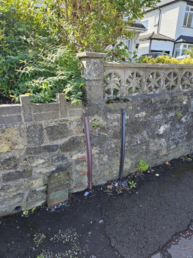 Telegraph cable marker post at 145 St Fagans Road, Cardiff by Robert Guy 