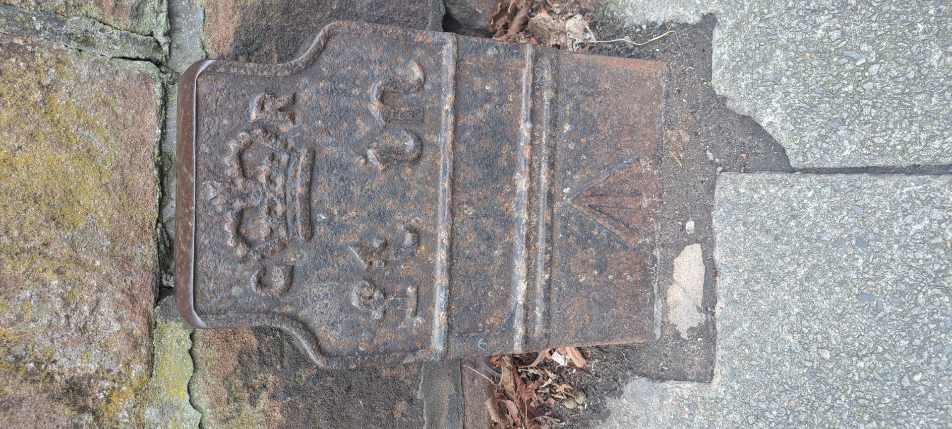 Telegraph cable marker post at N side Liverpool Road, 125 W of Hillside Rd jnc, Huyton, Liverpool by Brian Hardy 