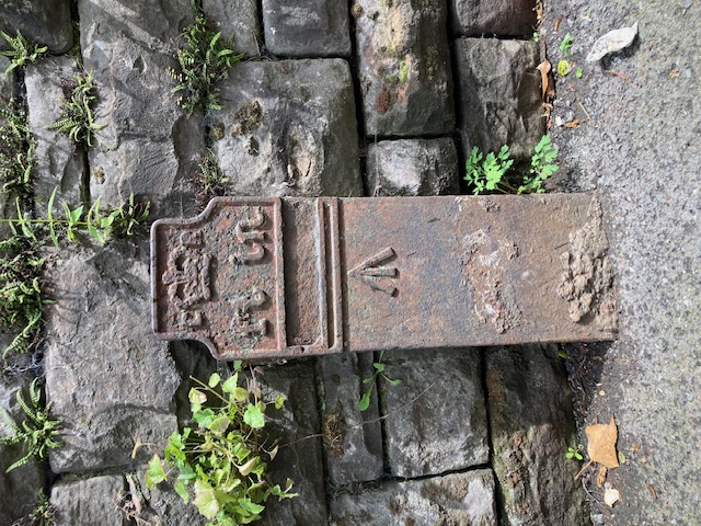 Telegraph cable marker post at Inglewood Road, Penrith by Terry Moore 