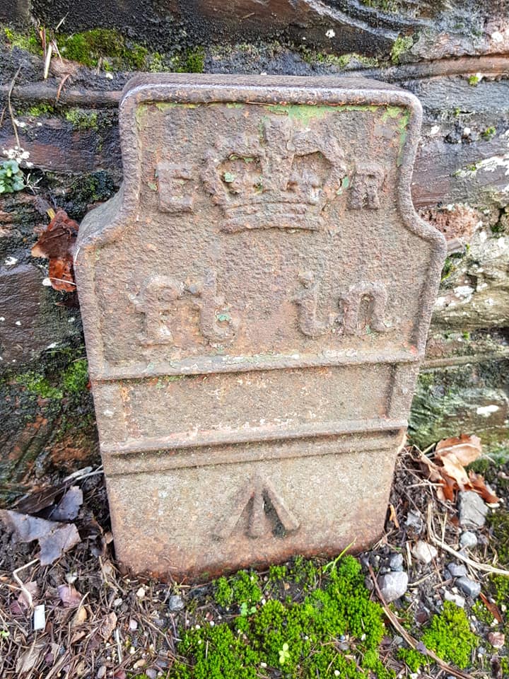 Telegraph cable marker post at Wellington Road, Taunton by Drew Robert 